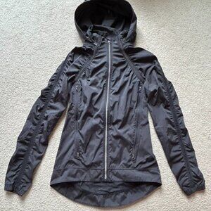lululemon Black Rain Jacket/Windbreaker